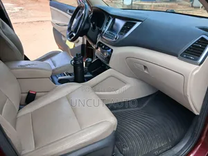 Hyundai Tucson 2016 Brown