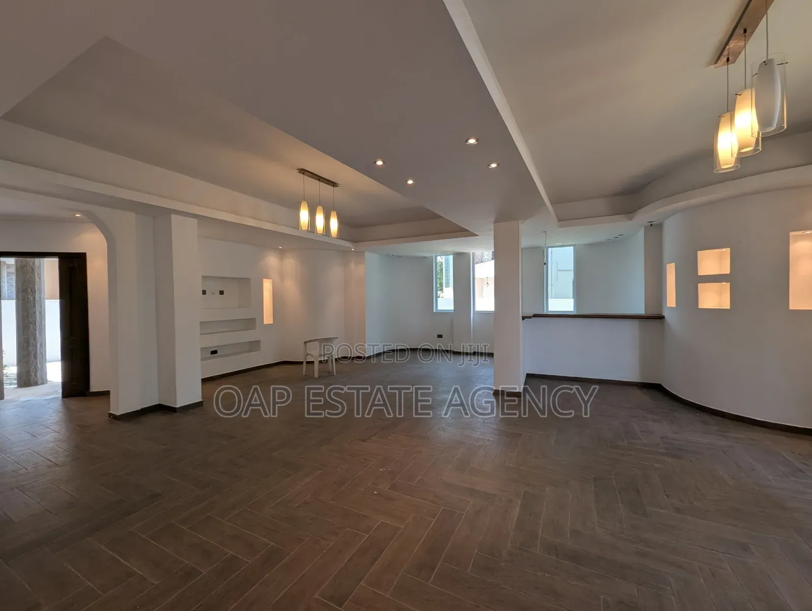 4bdrm House in Cantonment, Cantonments for rent