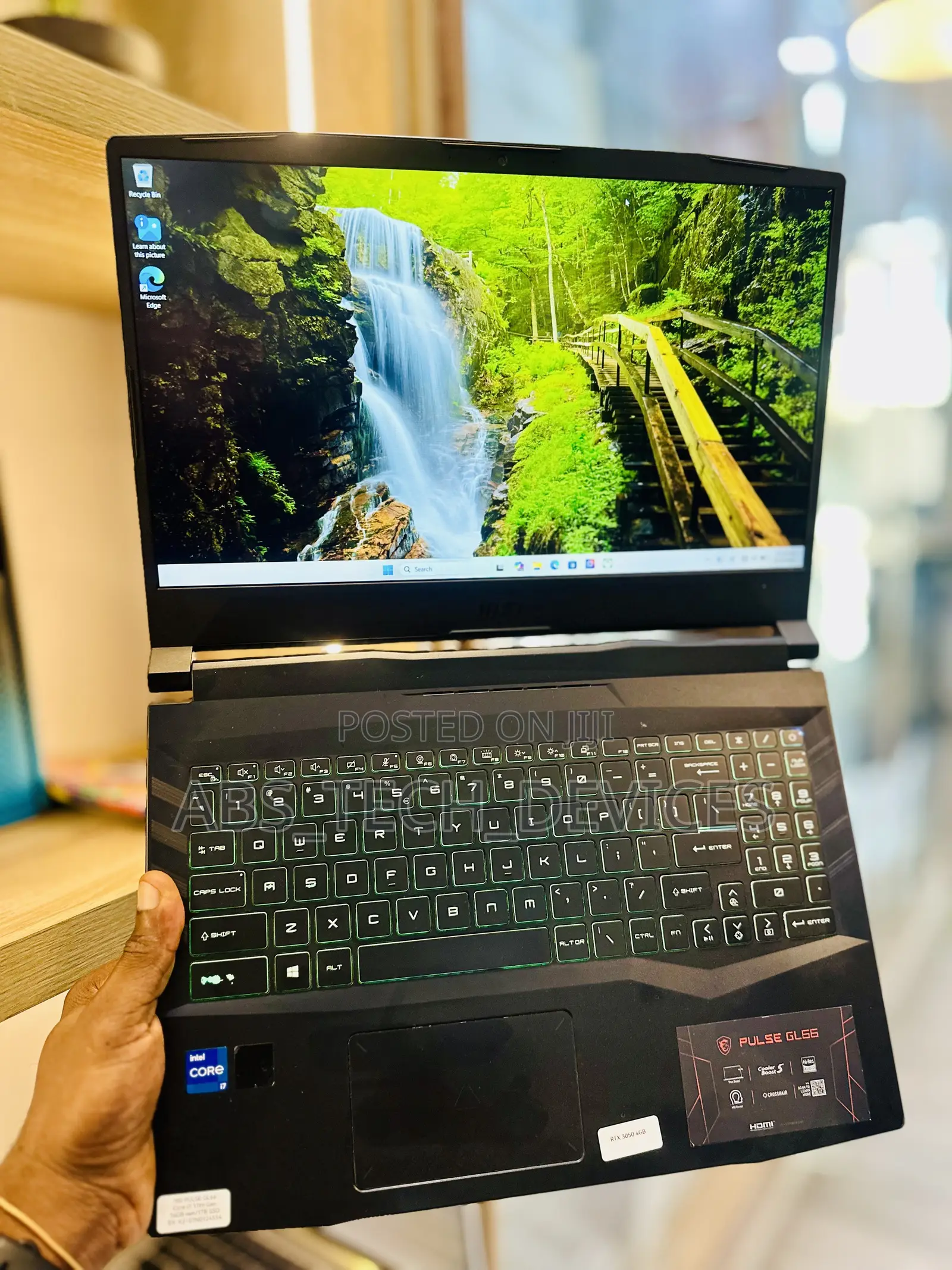 Laptop MSI Pulse GL66 16GB Intel Core i7 SSD 1T