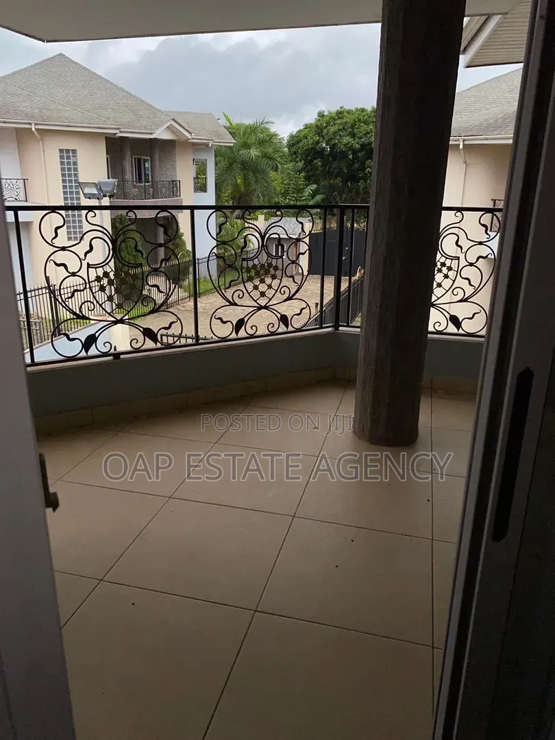 4bdrm House in Cantonment, Cantonments for rent