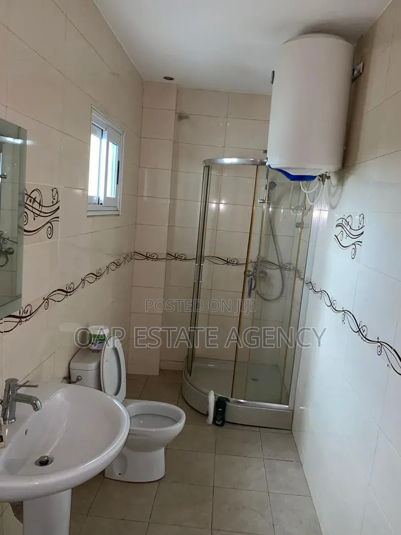 4bdrm House in Cantonment, Cantonments for rent