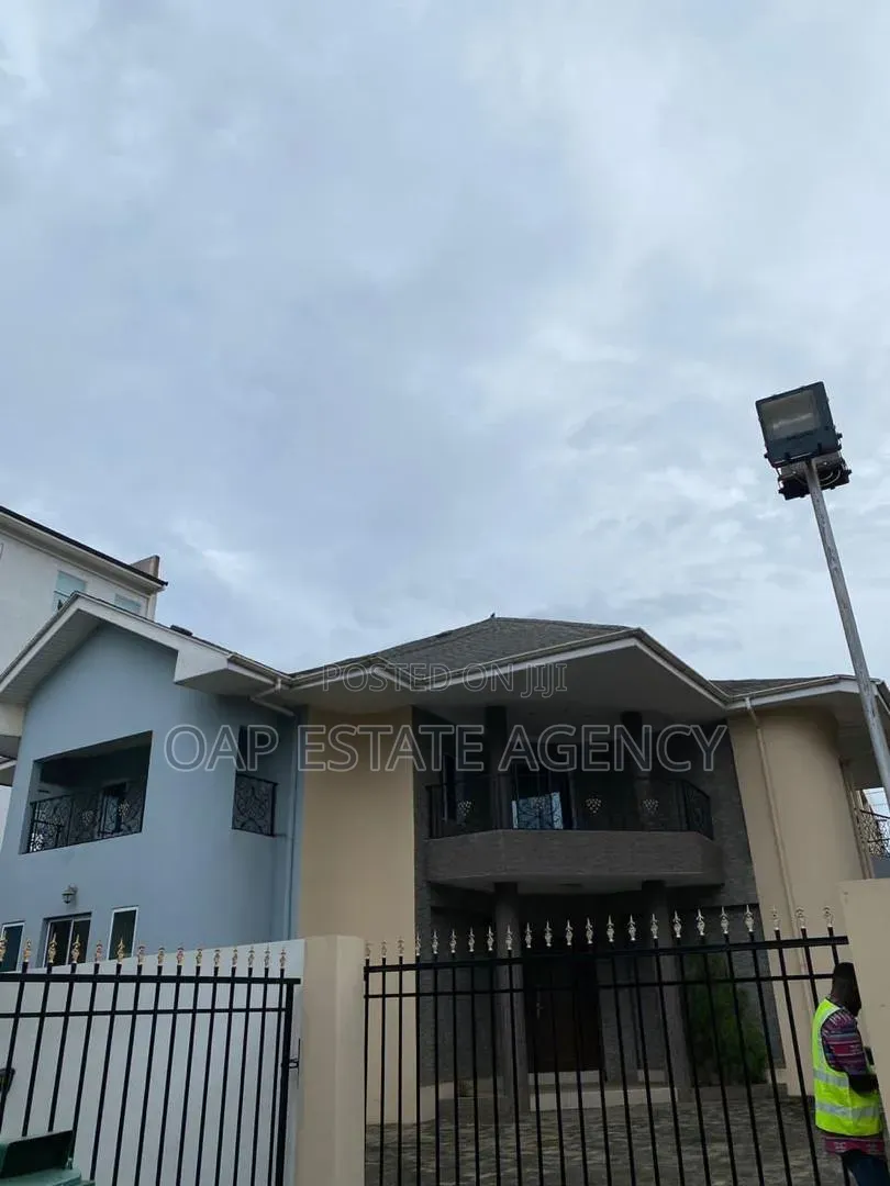 4bdrm House in Cantonment, Cantonments for rent