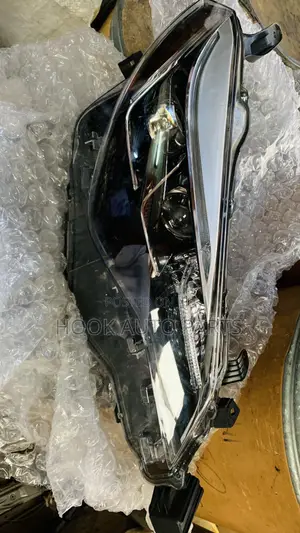 Toyota Corolla 2017, 2018, 2019 Headlight Double Yoke