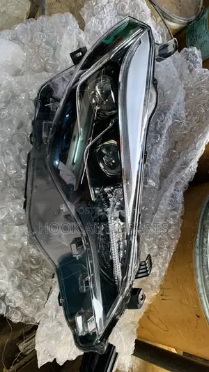 Toyota Corolla 2017, 2018, 2019 Headlight Double Yoke