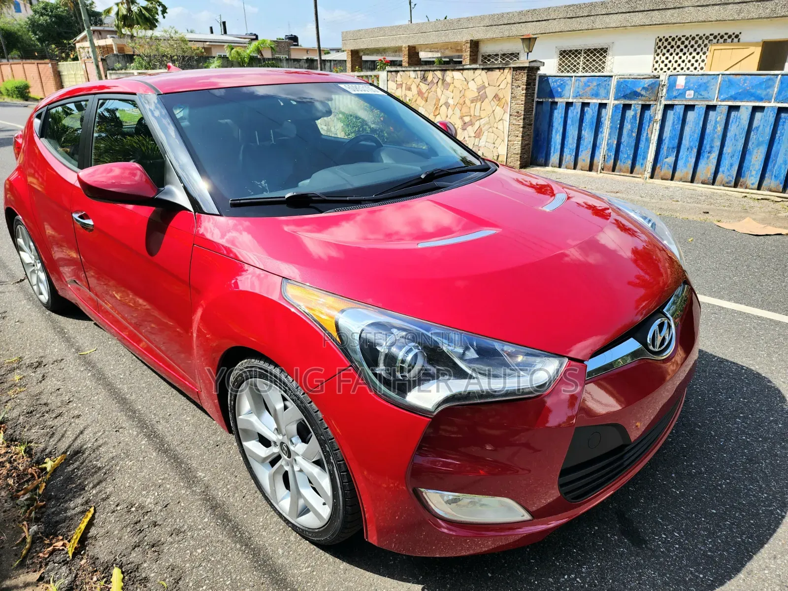 Hyundai Veloster RE:FLEX 3dr Hatchback w/Black Interior (1.6L 4cyl 6AM) Red