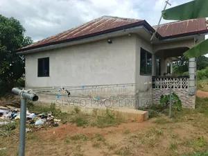 2bdrm House in Abrewa Nkwanta, New-Juaben Municipal for sale
