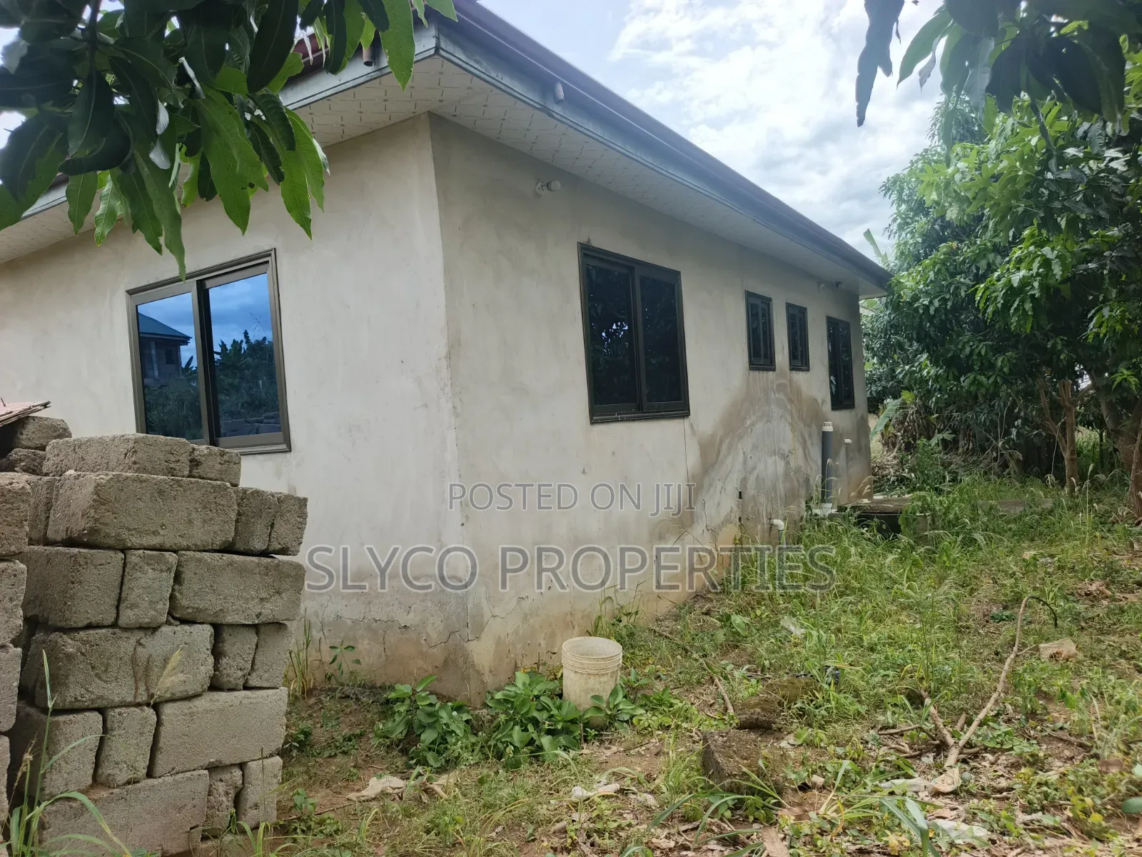 2bdrm House in Abrewa Nkwanta, New-Juaben Municipal for sale