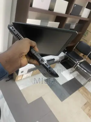 Laptop HP 15 4GB Intel HDD 320GB