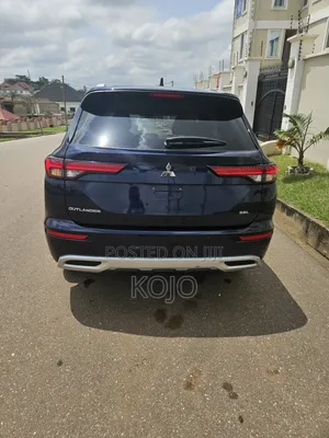 Mitsubishi Outlander SEL 2024 Blue