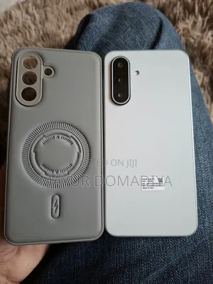 New Samsung Galaxy M17 5G 128 GB Gray