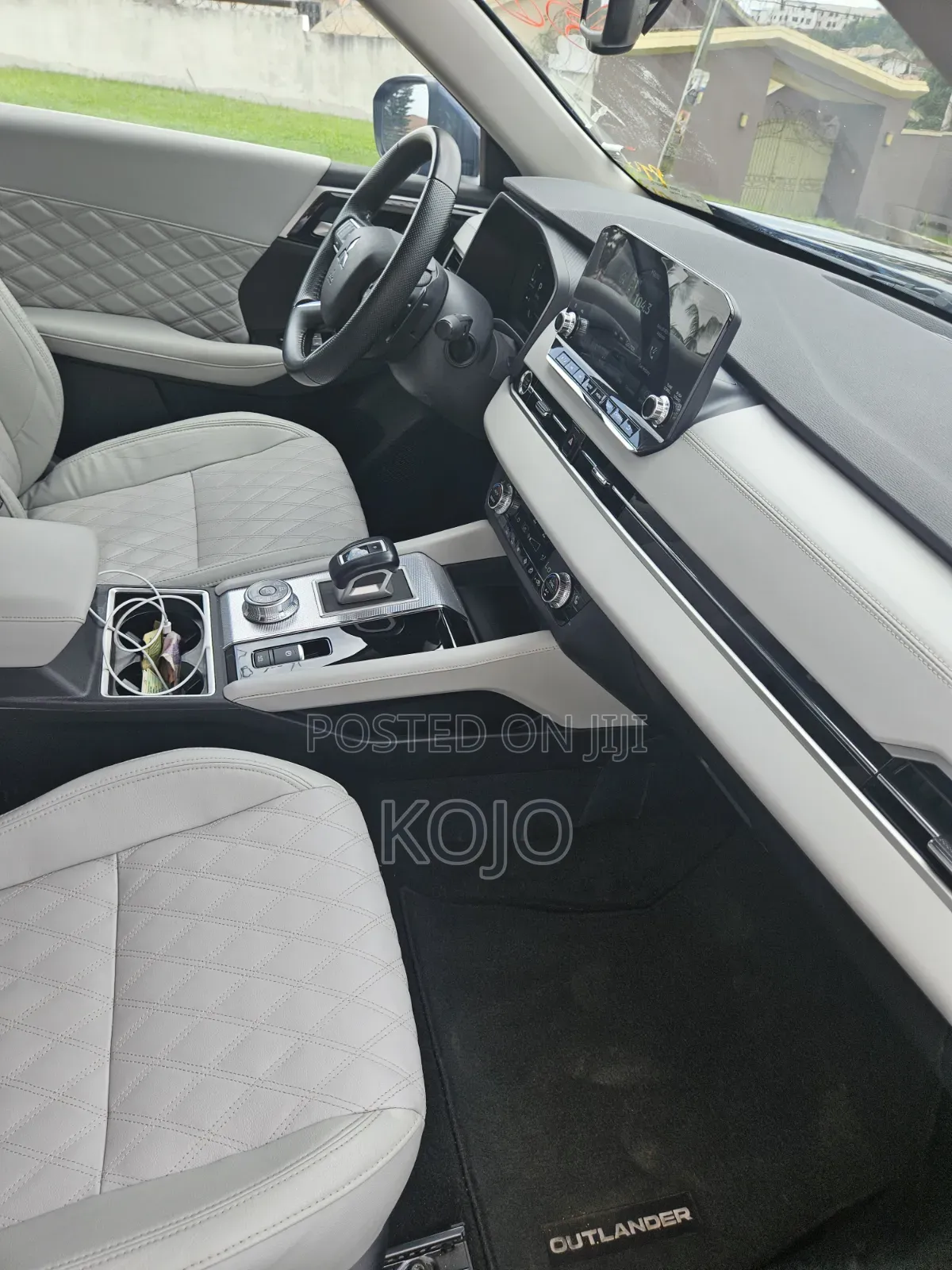 Mitsubishi Outlander SEL 2024 Blue