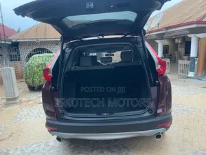 Honda CR-V Touring AWD 2019 Red