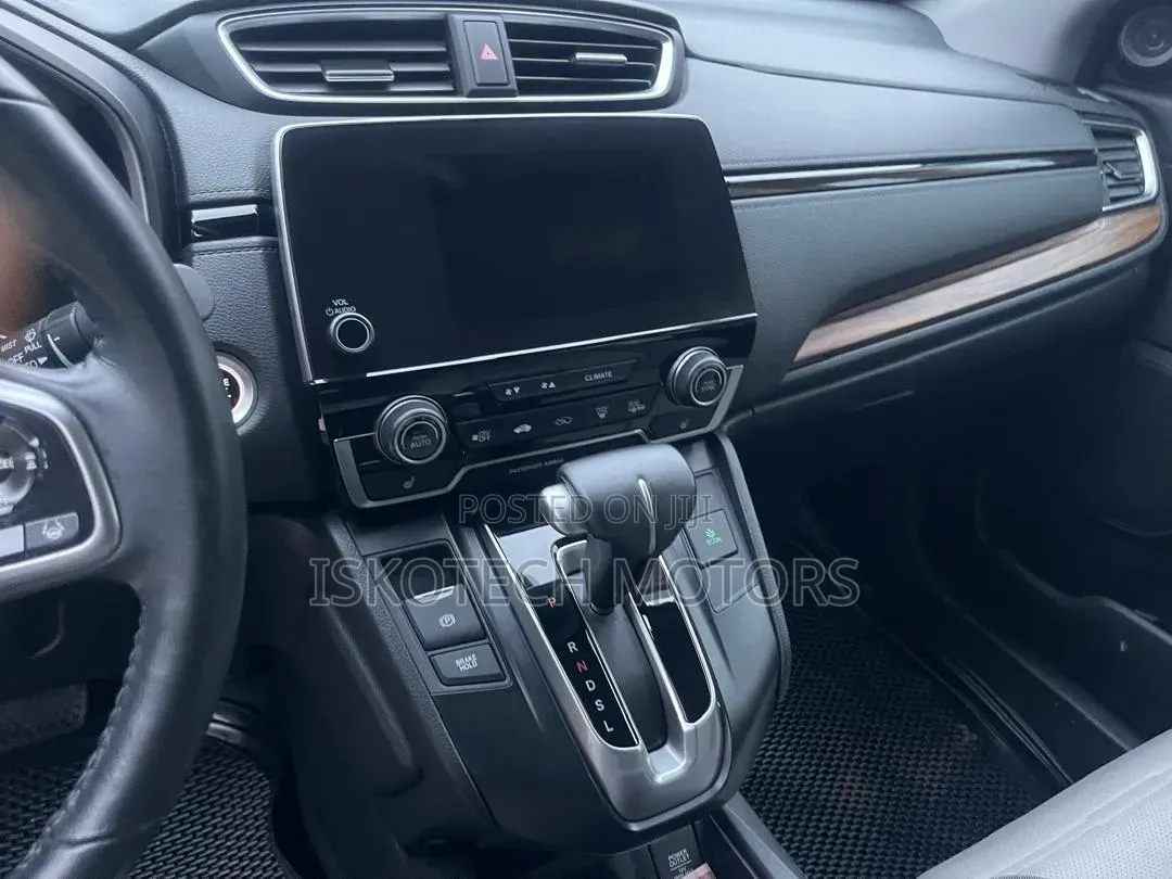 Honda CR-V Touring AWD 2019 Red
