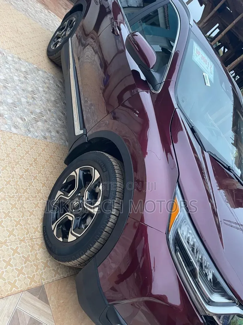 Honda CR-V Touring AWD 2019 Red