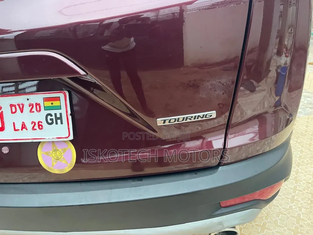 Honda CR-V Touring AWD 2019 Red