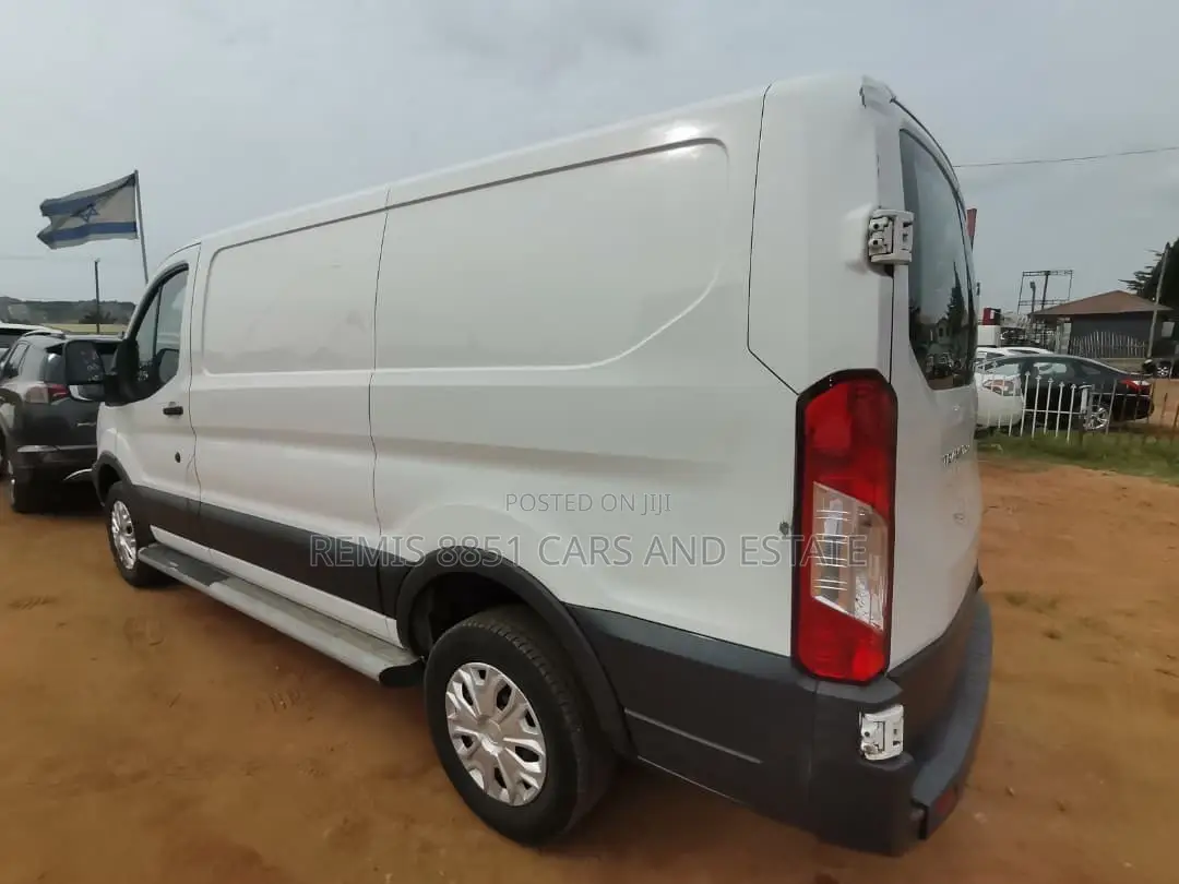 Ford Transit 2018 White