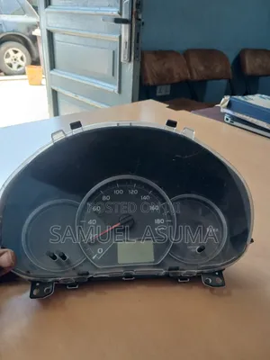 Vitz Cluster Panel
