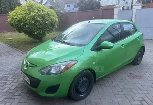 Mazda 2 1.5 Sport 2012 Green