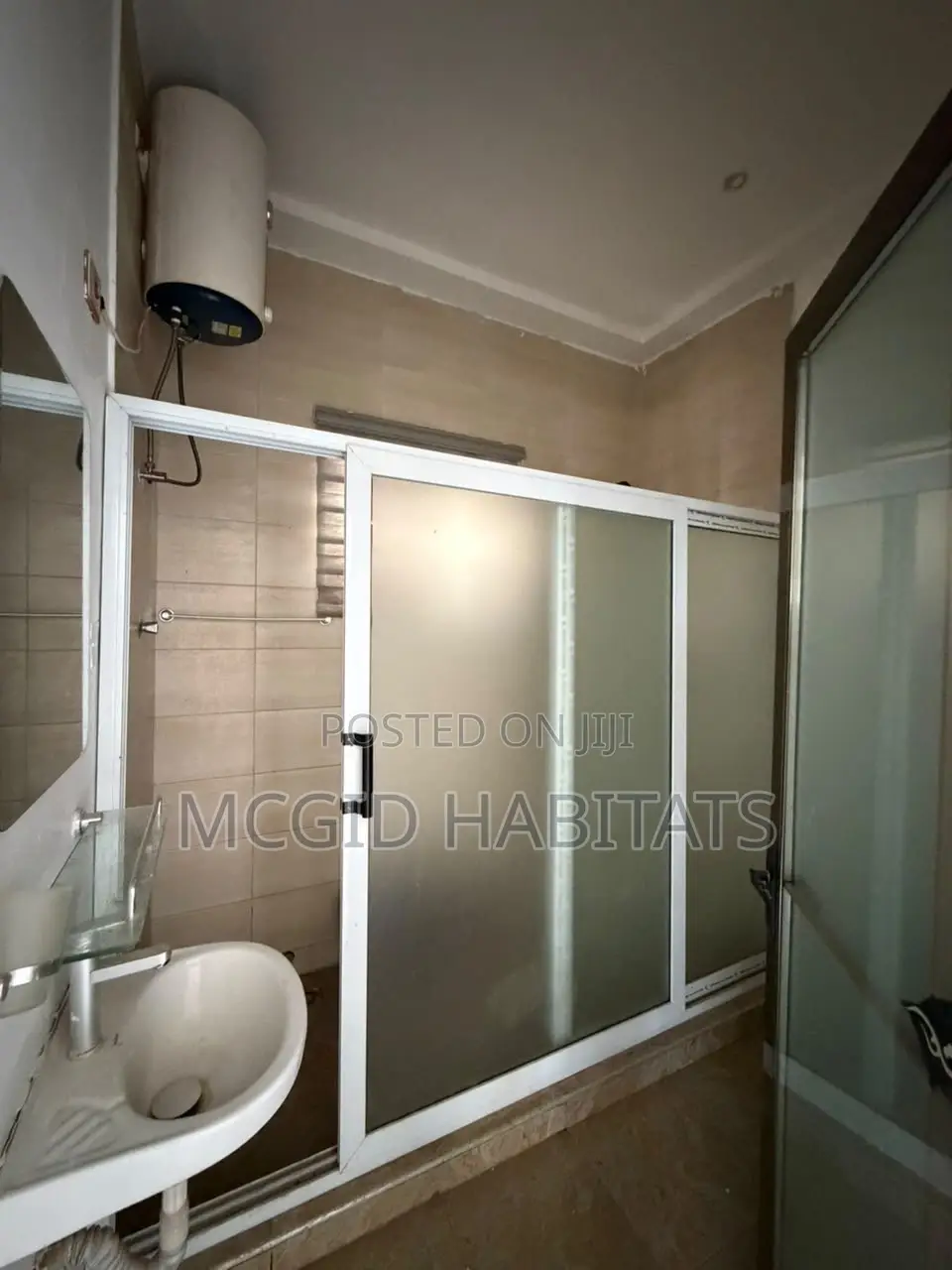 2bdrm House in Ashaley Botwe for rent
