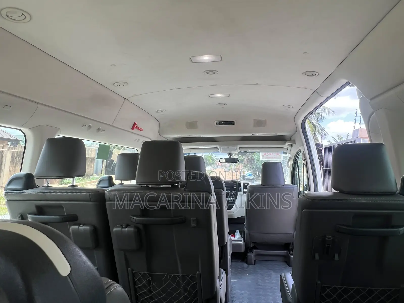 Toyota GranAce 2021 White
