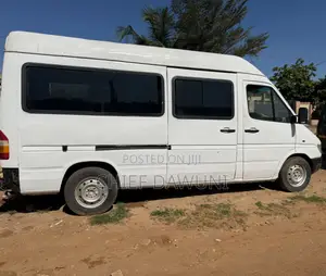 Mercedes-Benz Sprinter 2013 White