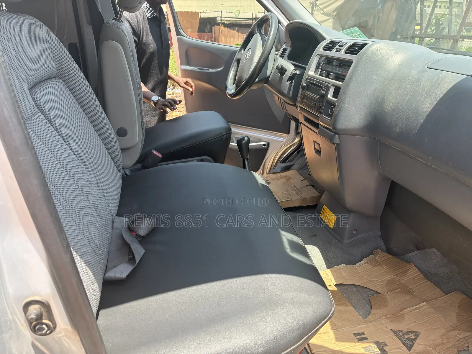 Toyota HiAce 2008 Silver