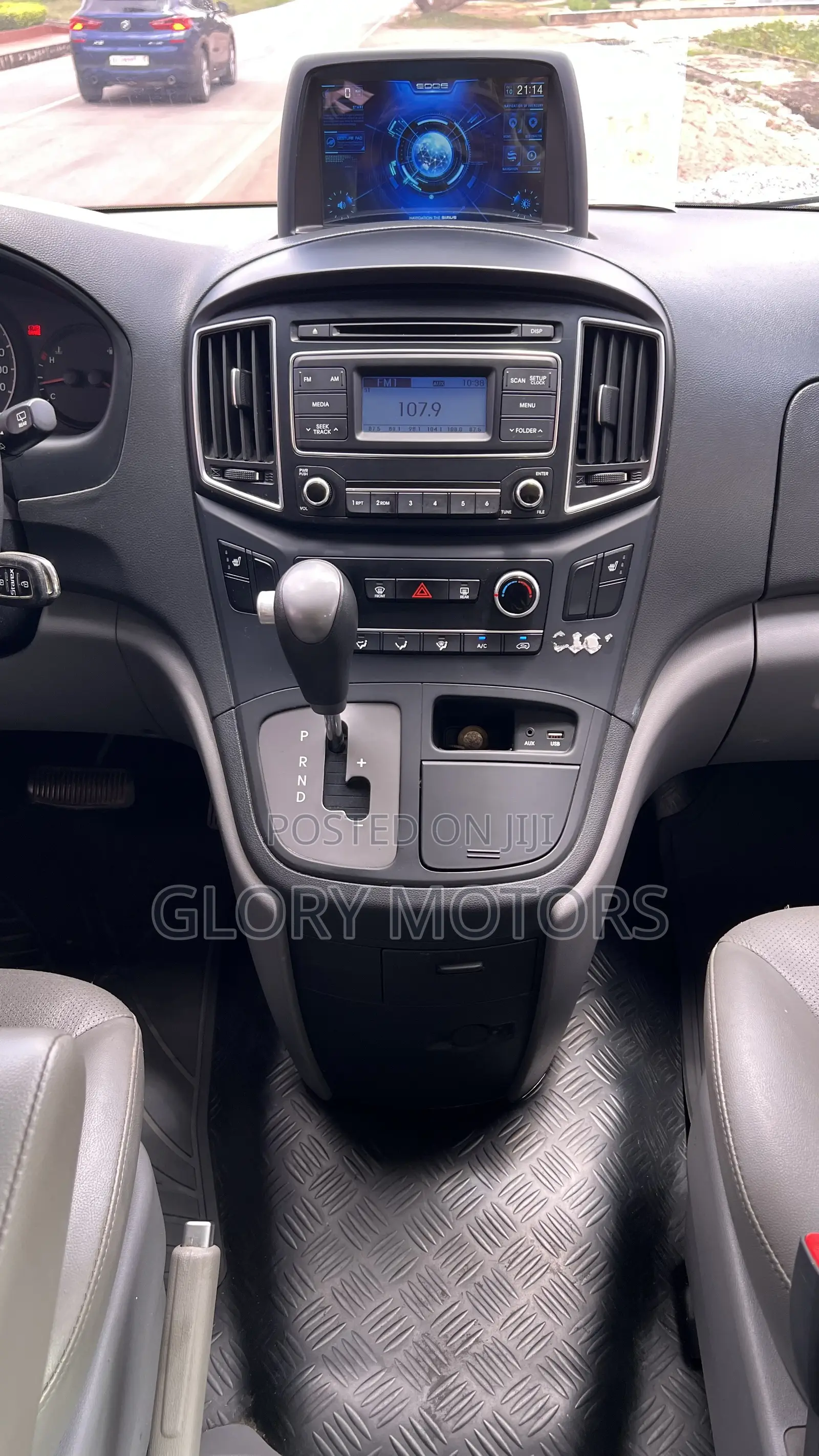 Hyundai Starex 2017 White