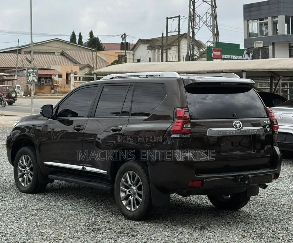 Toyota Land Cruiser Prado 2.7 2020 Brown