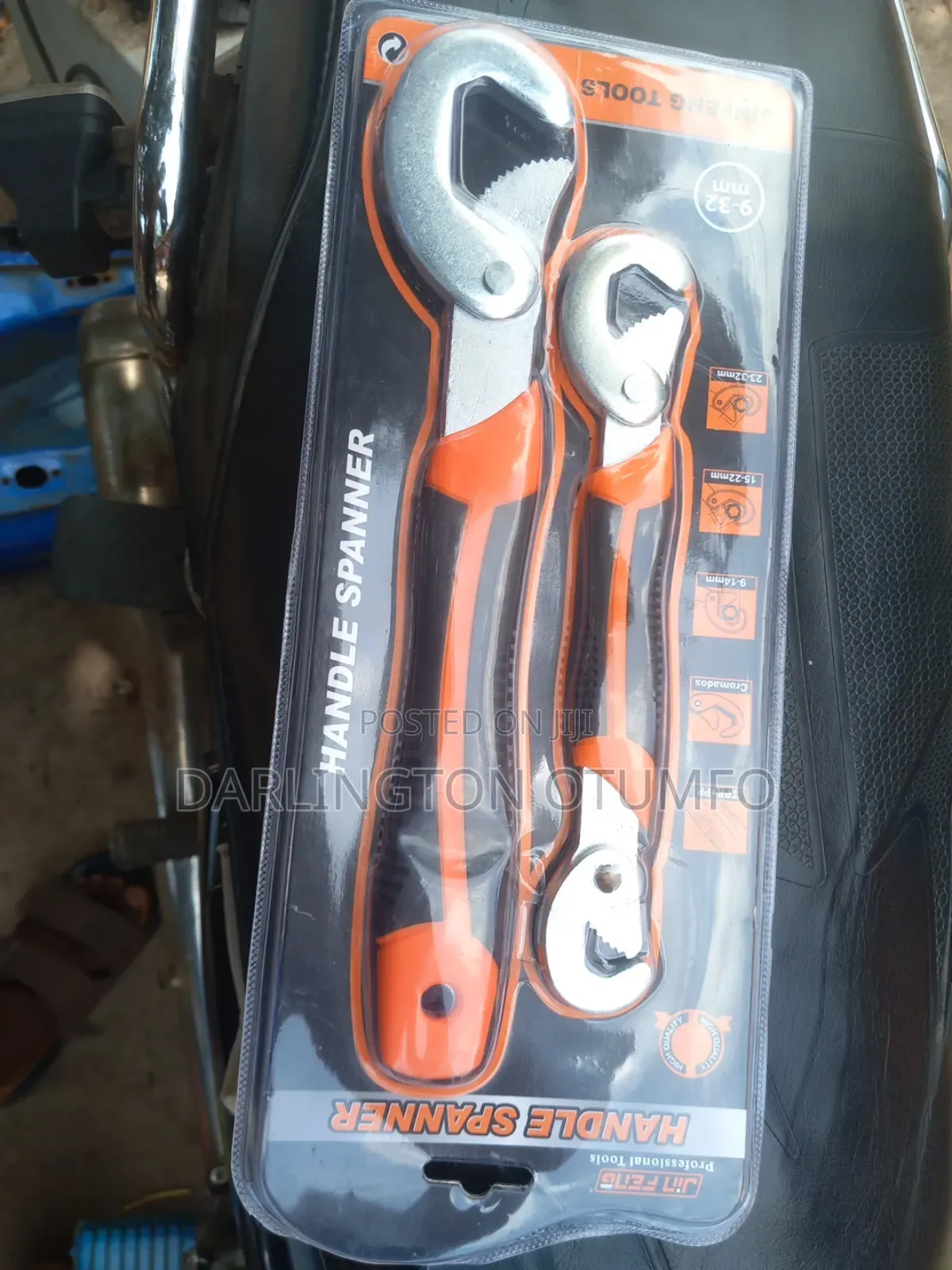 Universal Handle Wrench