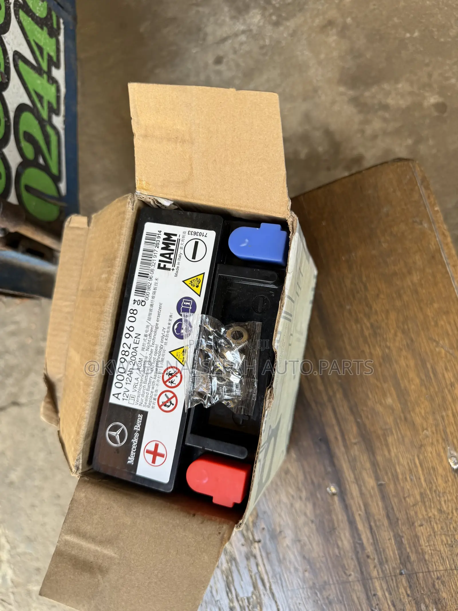 Original Mercedes Benz Axiliary Battery Available for All Cars