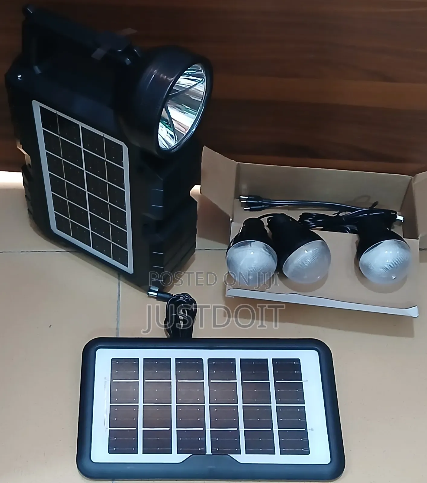 CL - 810 Solar Lamp With Panel.