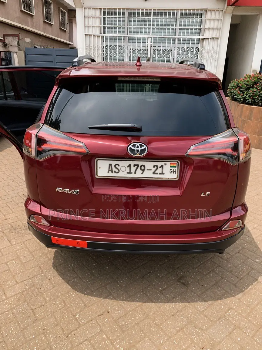 Toyota RAV4 Limited 4dr SUV (2.5L 4cyl 6A) 2018 Maroon