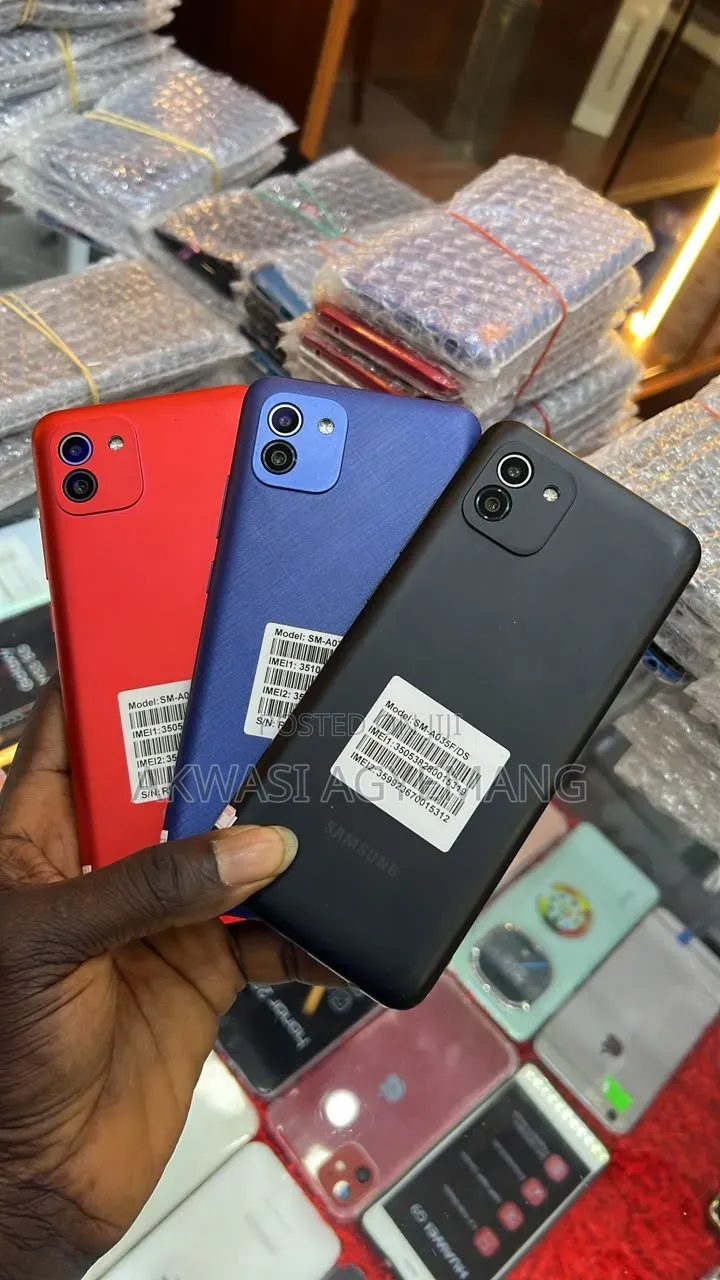 Samsung Galaxy A03 32 GB Red