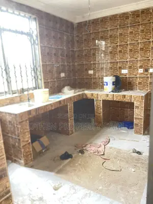 3bdrm Apartment in Othen Property Care, Awoshie for rent