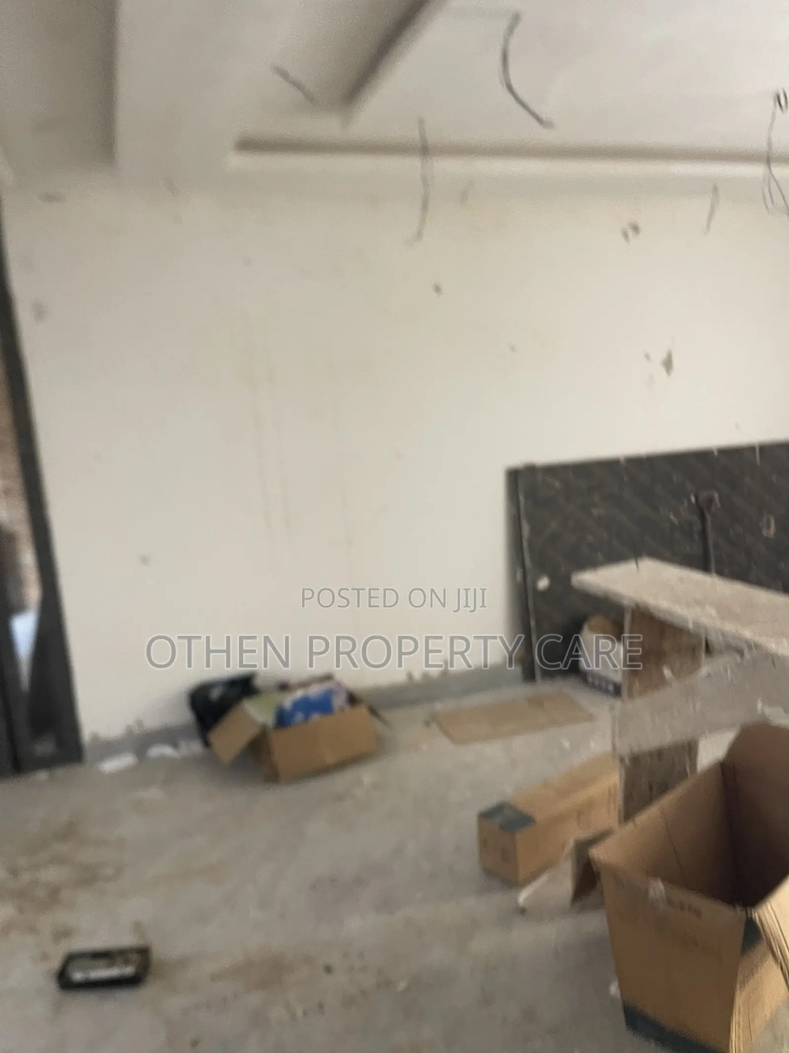 3bdrm Apartment in Othen Property Care, Awoshie for rent