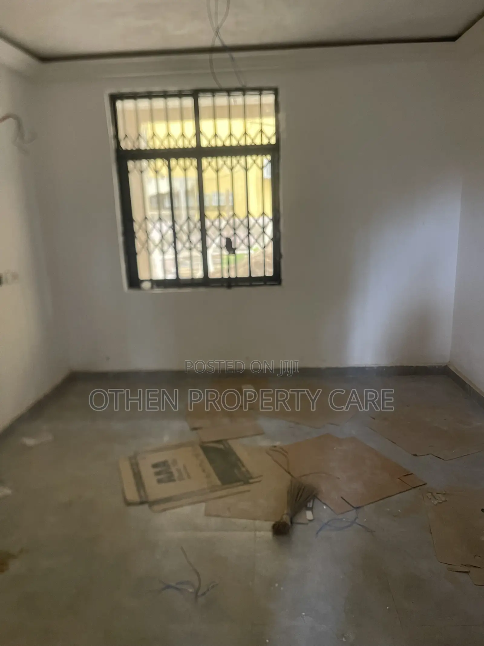 3bdrm Apartment in Othen Property Care, Awoshie for rent