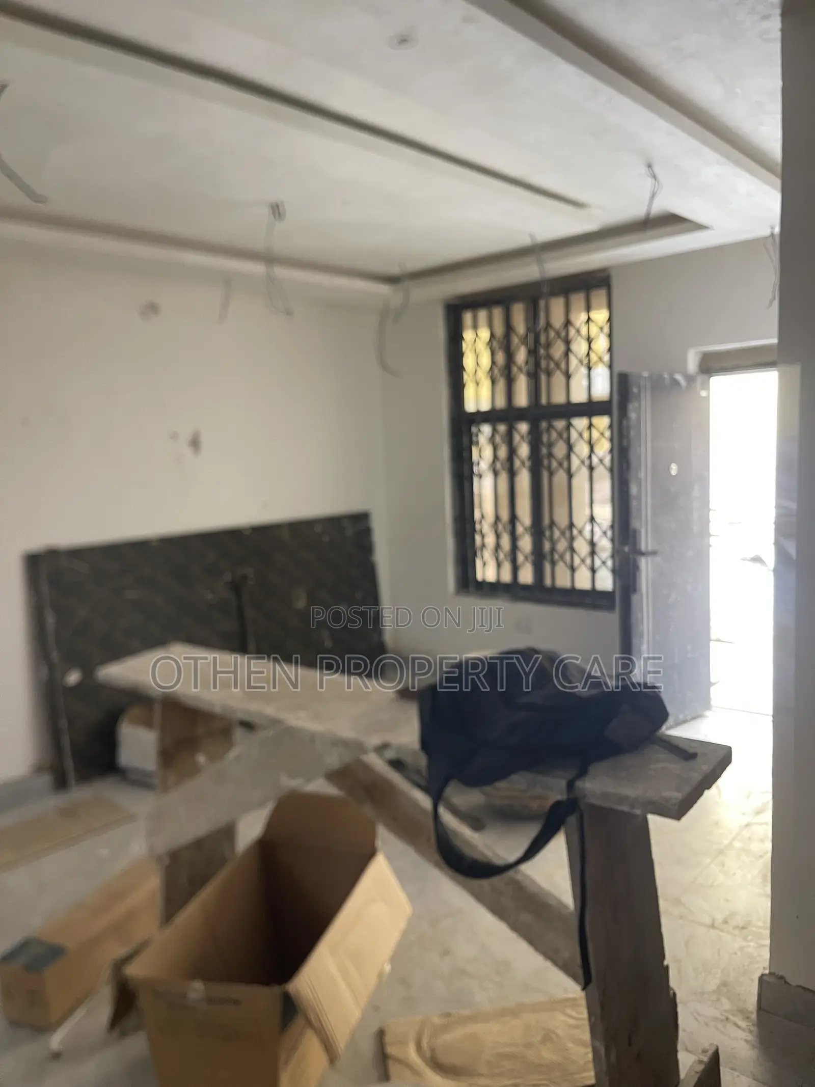 3bdrm Apartment in Othen Property Care, Awoshie for rent