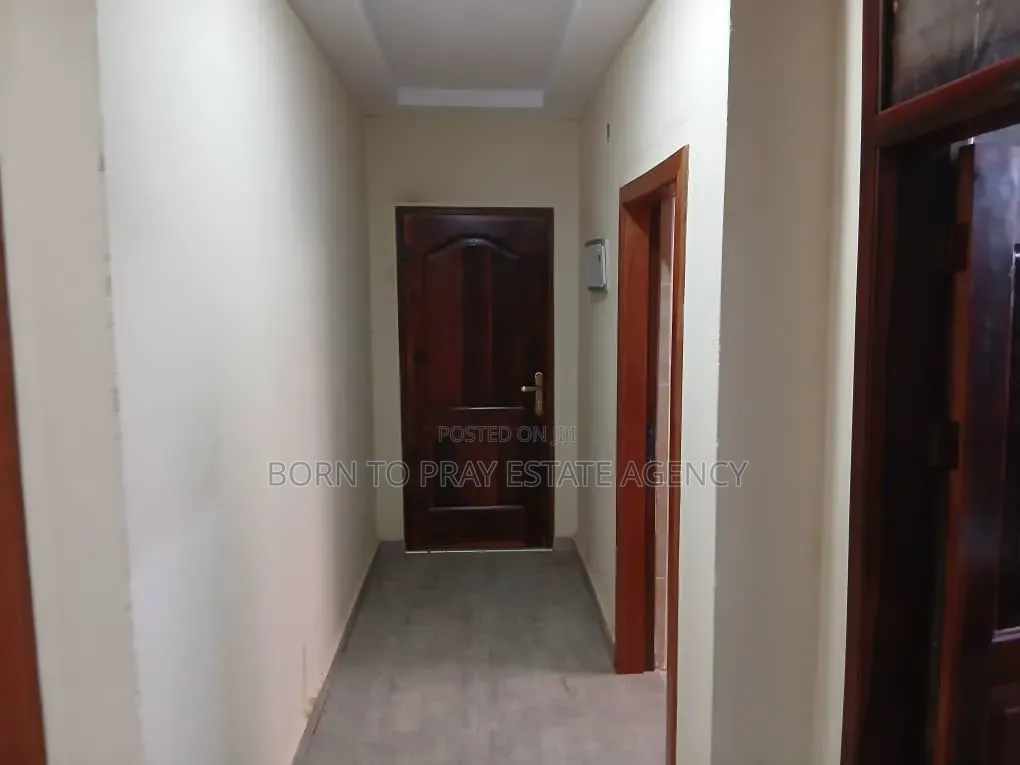 Furnished 2bdrm House in Born To Pray Estate, Ejisu-Juaben Municipal