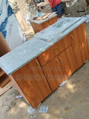 Kichen Cabinet 5ft ( Payment After Delivery)