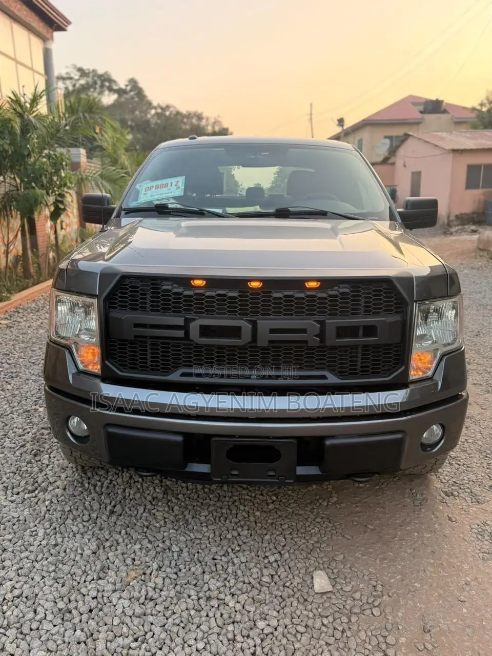 Ford F-150 King Ranch 4dr SuperCrew 5.5 ft. SB (5.0L 8cyl 6A) 2014