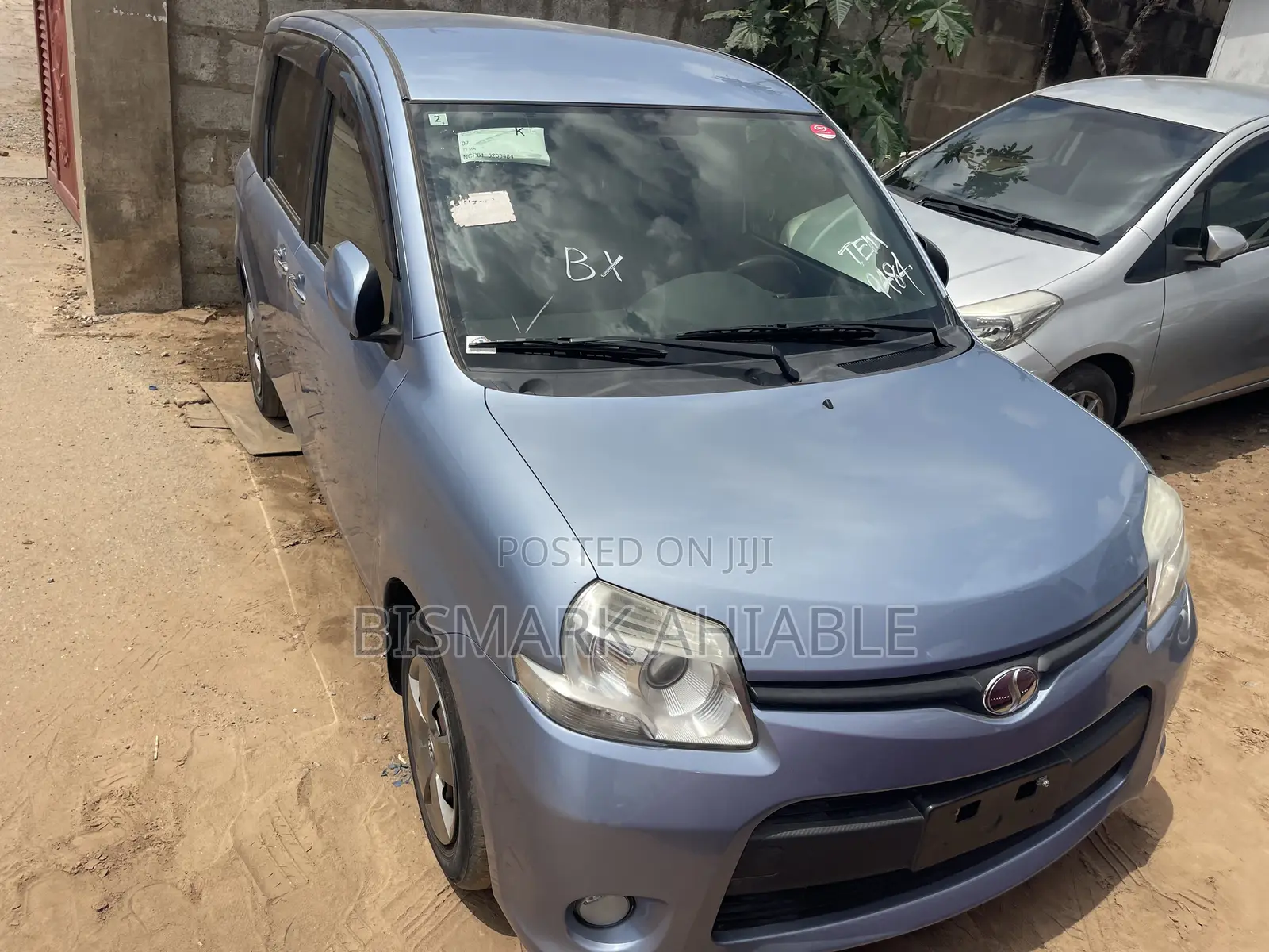 Toyota Sienta 1.5 FWD 2014 Blue