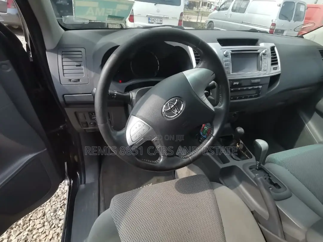 Toyota Voxy 2012 Black