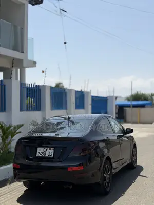Hyundai Accent GLS 2013 Black