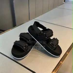 Brand New Luis Vuitton Beck