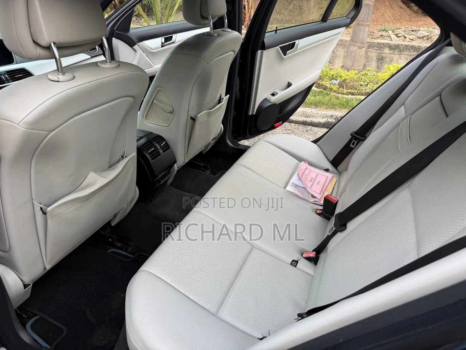 Mercedes-Benz C250 2014 Blue