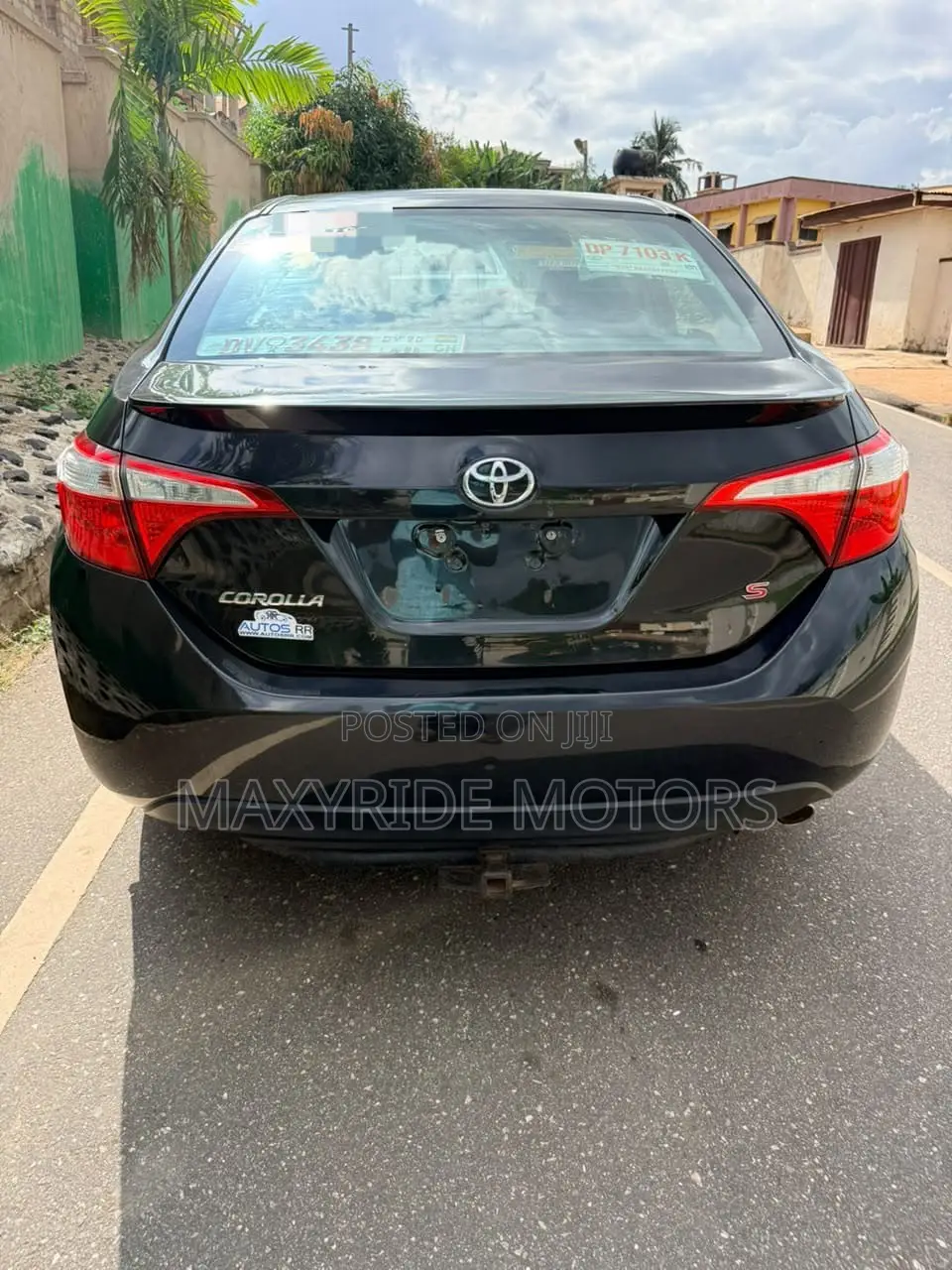 Toyota Corolla 2016 Black