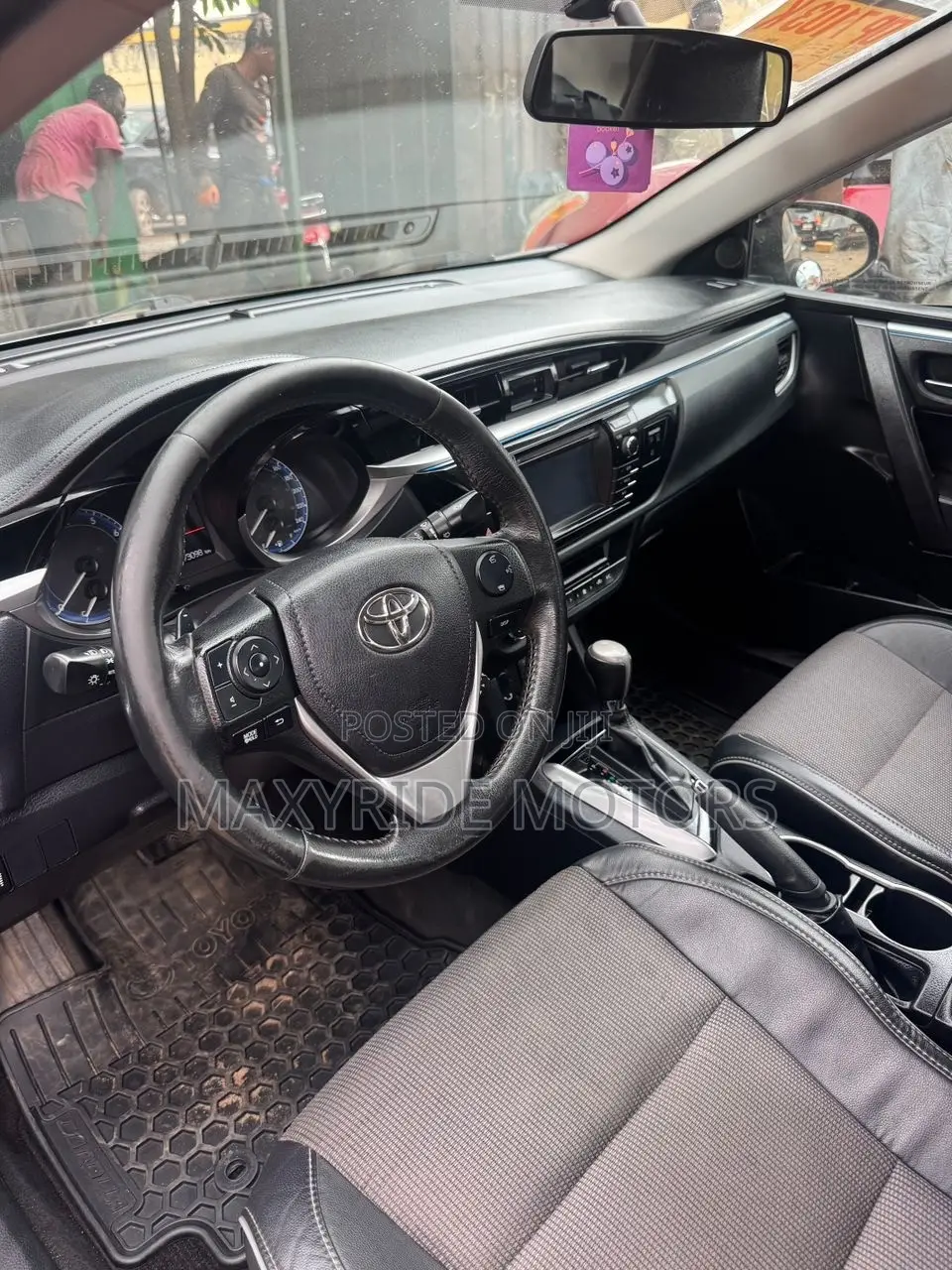 Toyota Corolla 2016 Black
