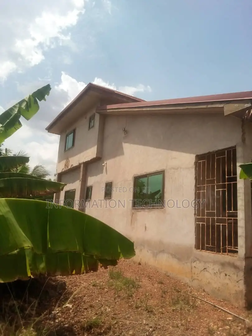 5bdrm Duplex in Sasaabi for sale