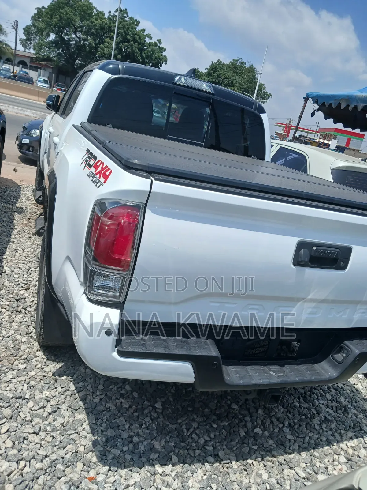 Toyota Tacoma 2020 White