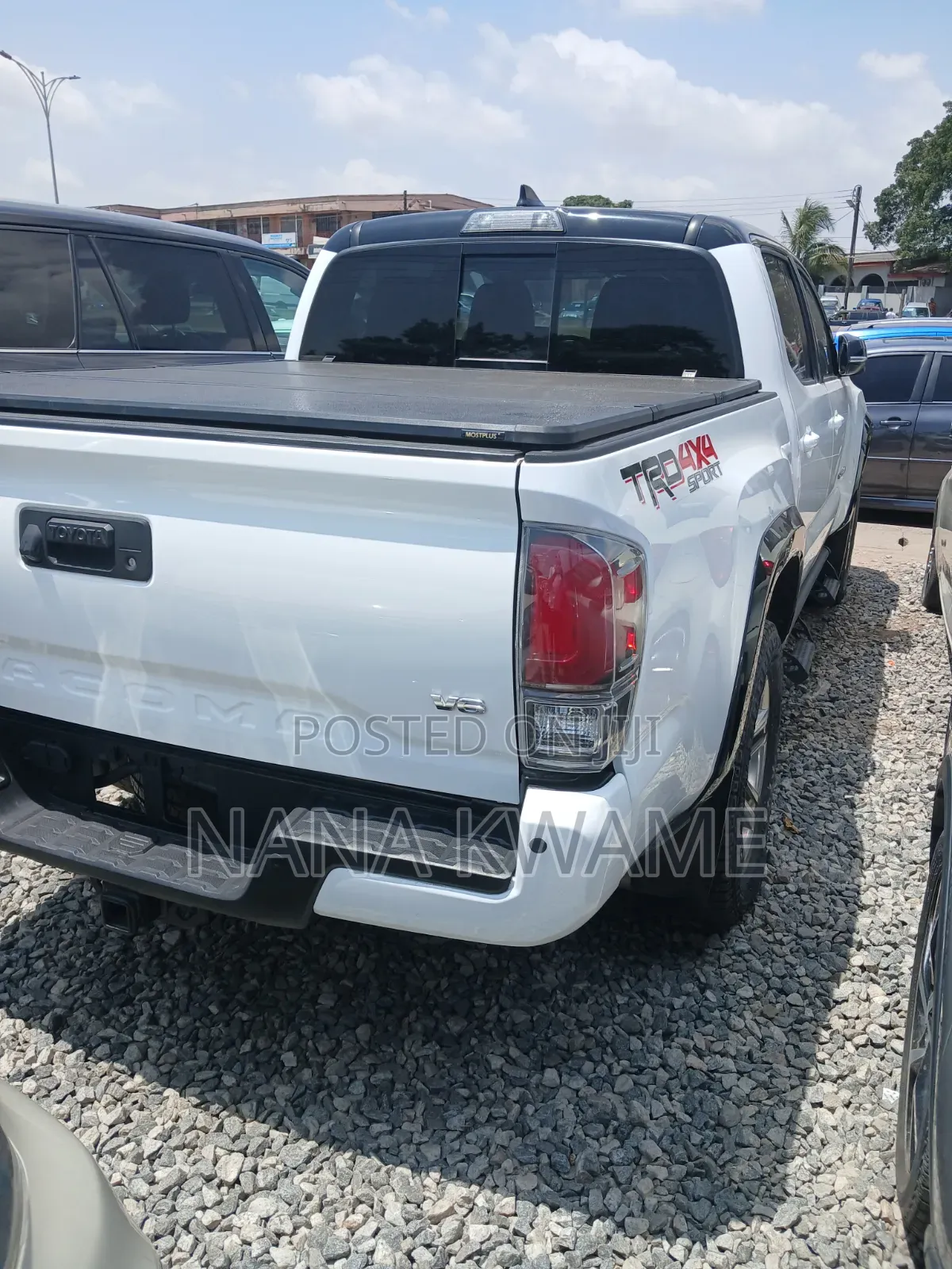 Toyota Tacoma 2020 White